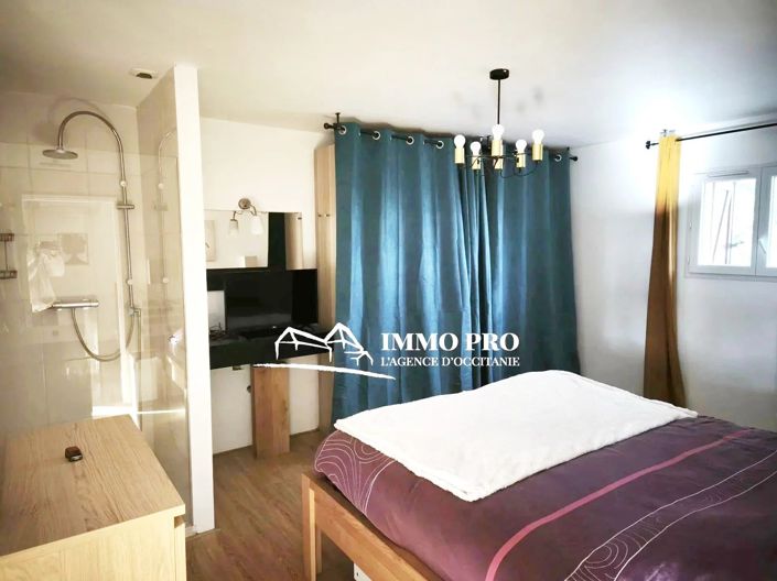 Image No.7-7 Bed House for sale