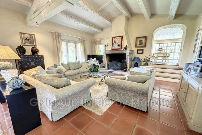 Image No.10-5 Bed House for sale