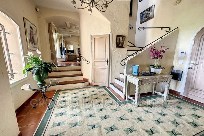 Image No.13-5 Bed House for sale