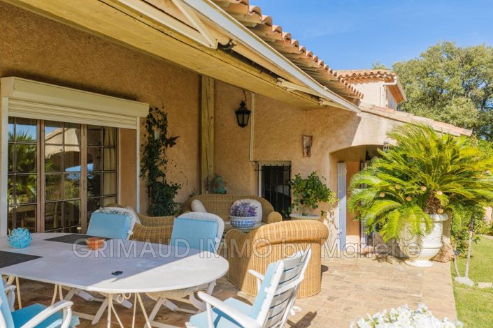 Image No.4-5 Bed House for sale