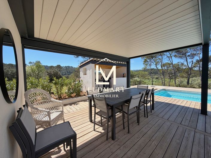 Image No.6-4 Bed House for sale