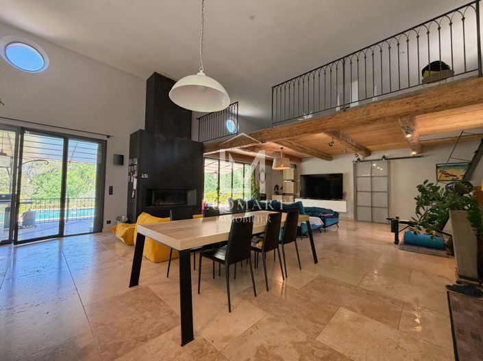 Image No.18-4 Bed House for sale