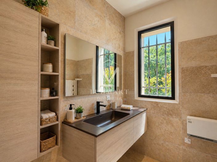 Image No.29-4 Bed House for sale