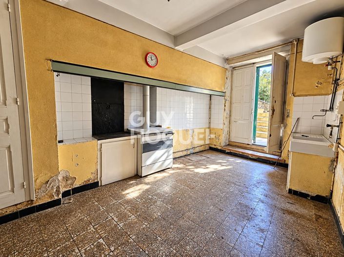 Image No.2-4 Bed House for sale