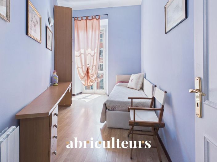 Image No.19-3 Bed Apartment for sale