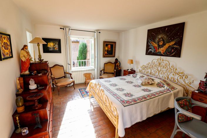 Image No.23-5 Bed House for sale