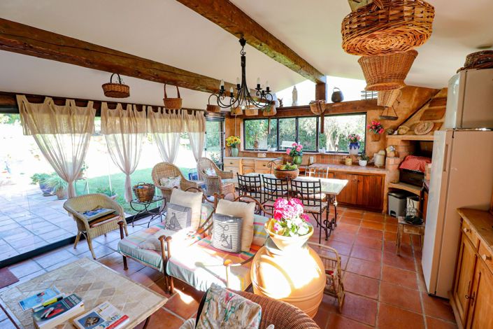 Image No.30-5 Bed House for sale
