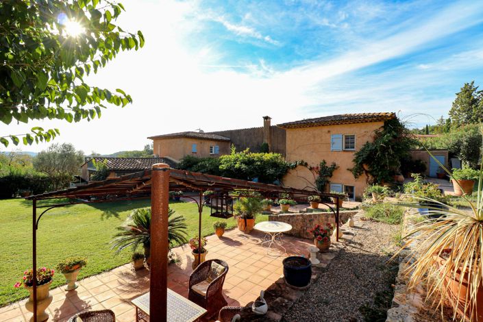 Image No.32-5 Bed House for sale