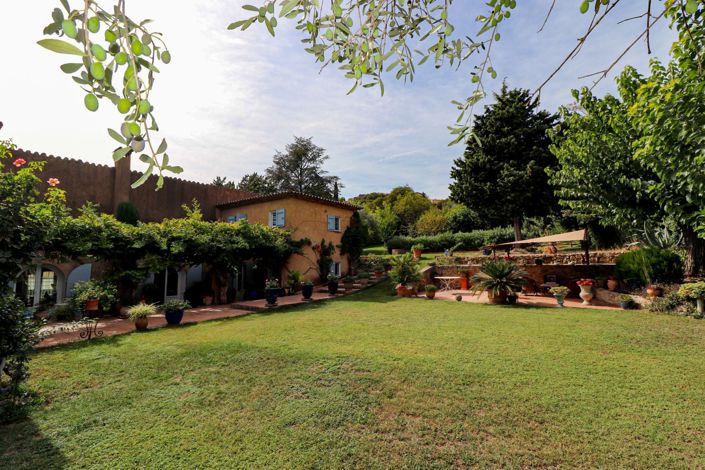 Image No.43-5 Bed House for sale
