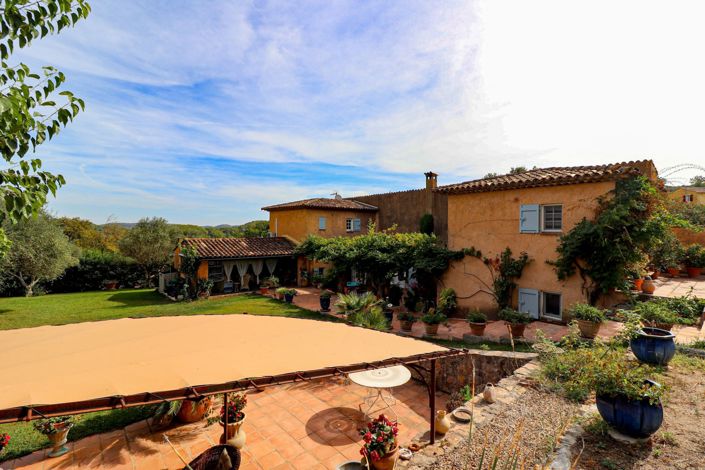 Image No.47-5 Bed House for sale