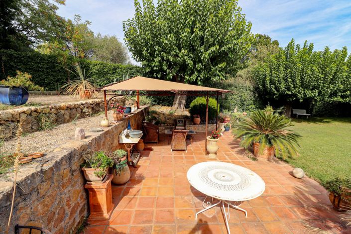 Image No.50-5 Bed House for sale