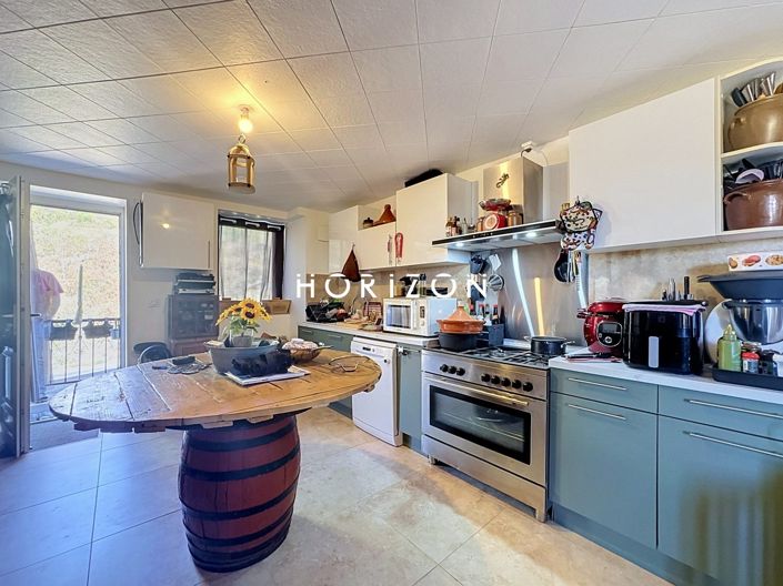 Image No.18-3 Bed House for sale