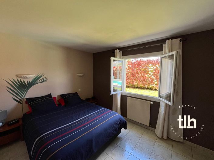 Image No.5-4 Bed House for sale