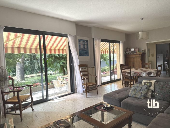 Image No.7-4 Bed House for sale