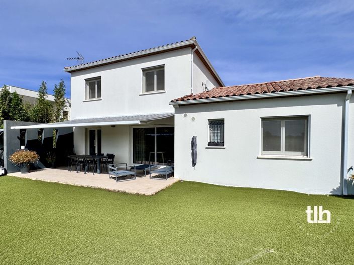 Image No.14-3 Bed House for sale