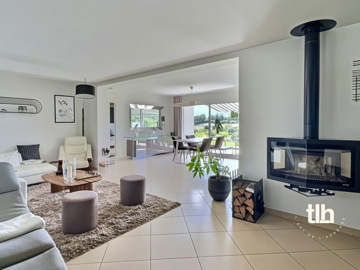 Image No.3-3 Bed House for sale