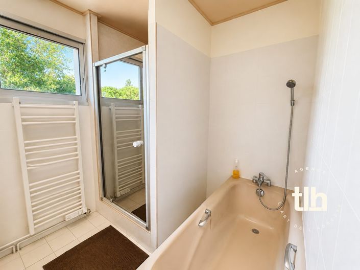 Image No.15-4 Bed House for sale