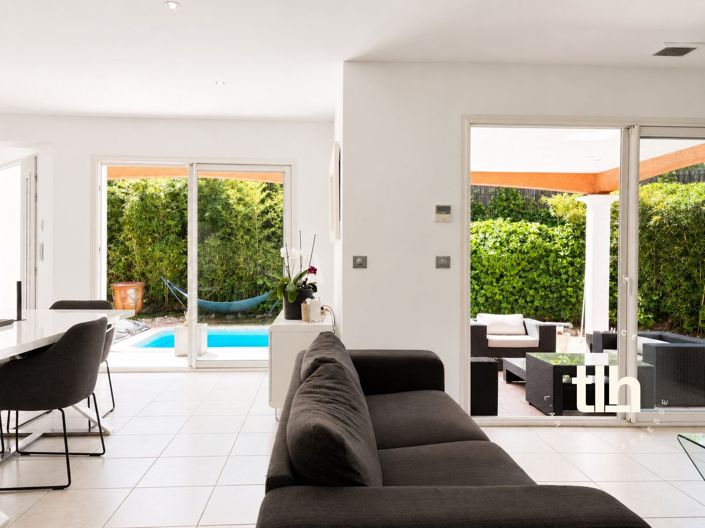 Image No.10-4 Bed House for sale