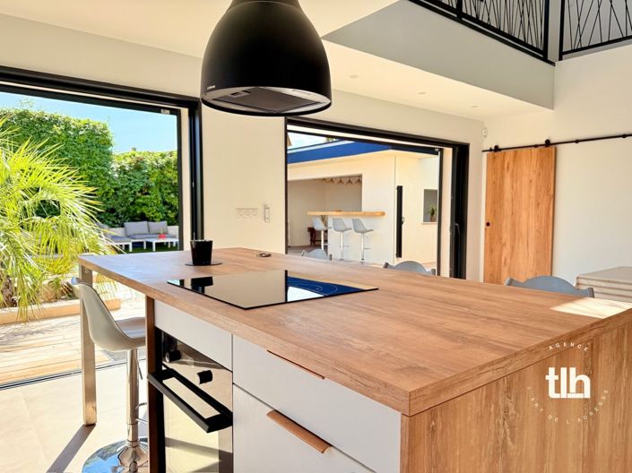 Image No.5-4 Bed House for sale
