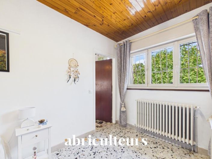 Image No.19-2 Bed Apartment for sale