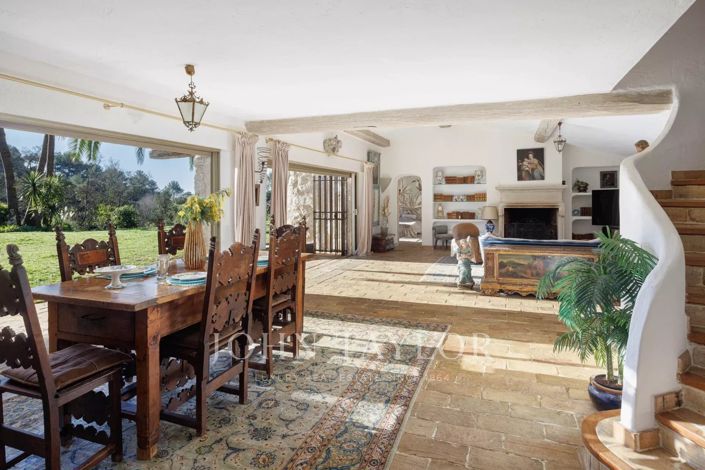 Image No.3-4 Bed House for sale
