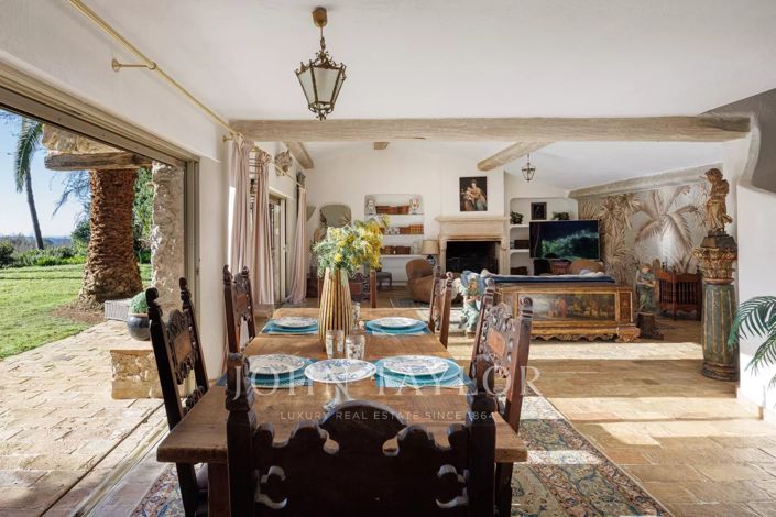 Image No.9-4 Bed House for sale