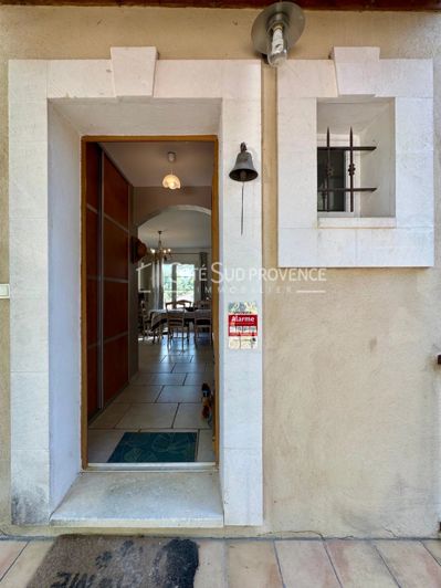 Image No.18-4 Bed House for sale