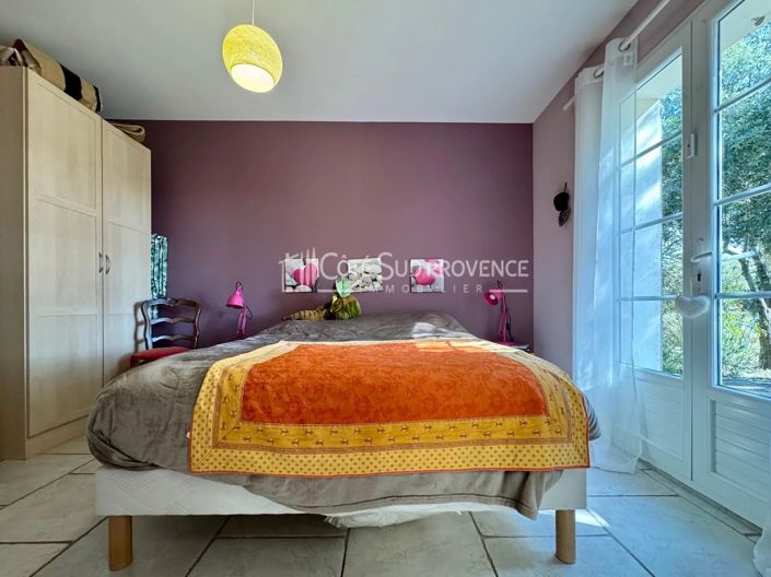 Image No.25-4 Bed House for sale