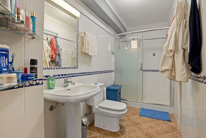Image No.44-9 Bed House for sale