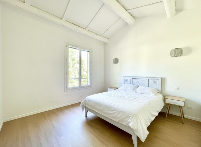 Image No.17-3 Bed House for sale