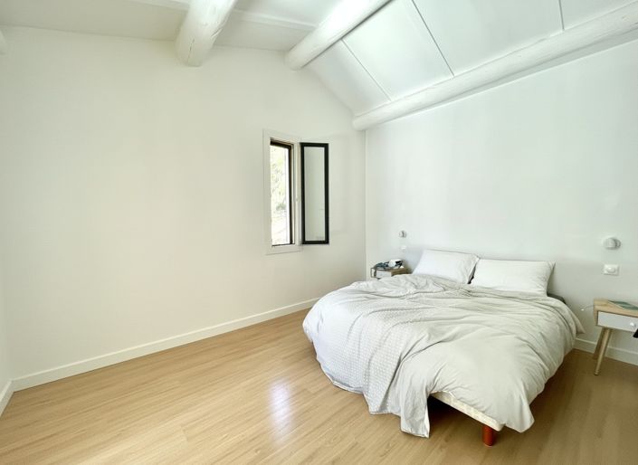 Image No.19-3 Bed House for sale