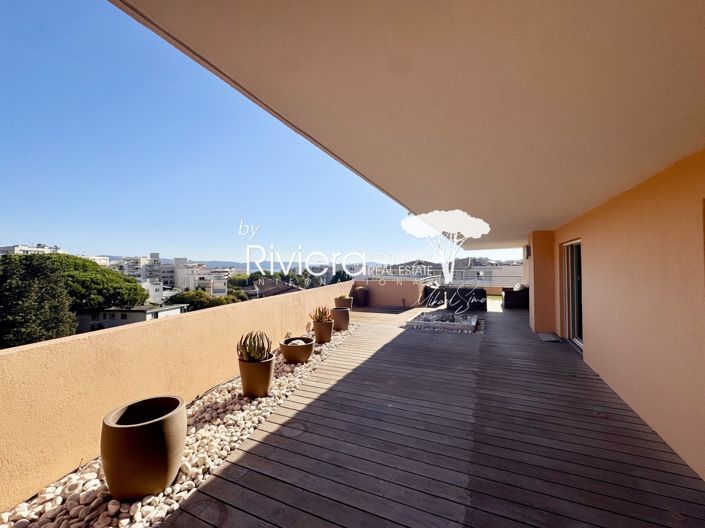 Image No.20-2 Bed Apartment for sale