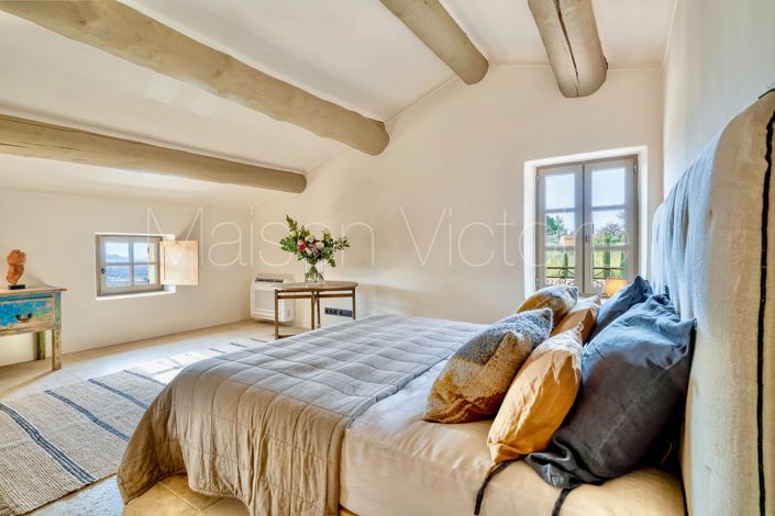 Image No.25-5 Bed House for sale