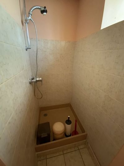Image No.14-3 Bed Property for sale