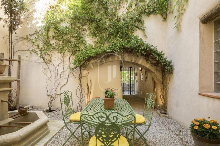 Image No.14-3 Bed House for sale