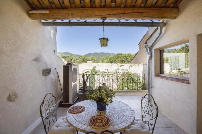 Image No.2-3 Bed House for sale