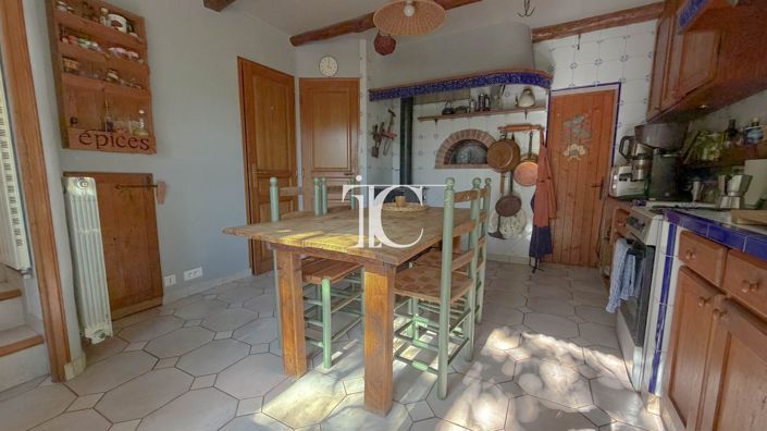 Image No.10-4 Bed House for sale