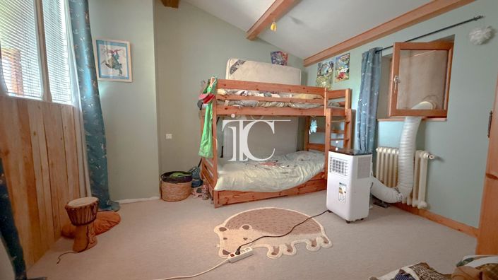 Image No.11-4 Bed House for sale