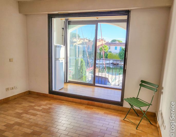 Image No.5-Apartment for sale