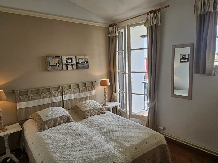 Image No.7-4 Bed House for sale