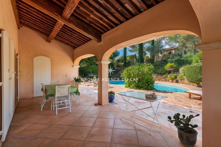 Image No.3-4 Bed House for sale