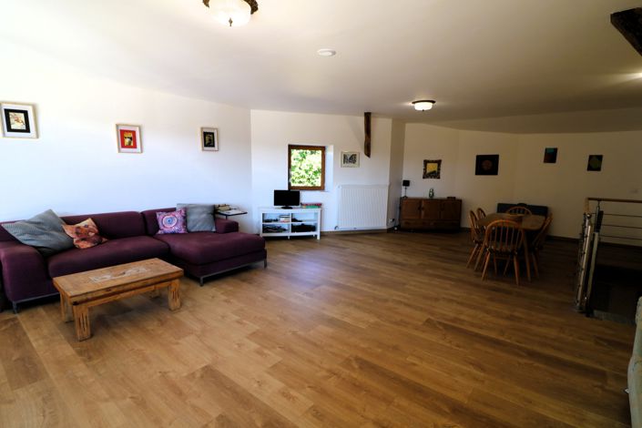 Image No.49-6 Bed House for sale