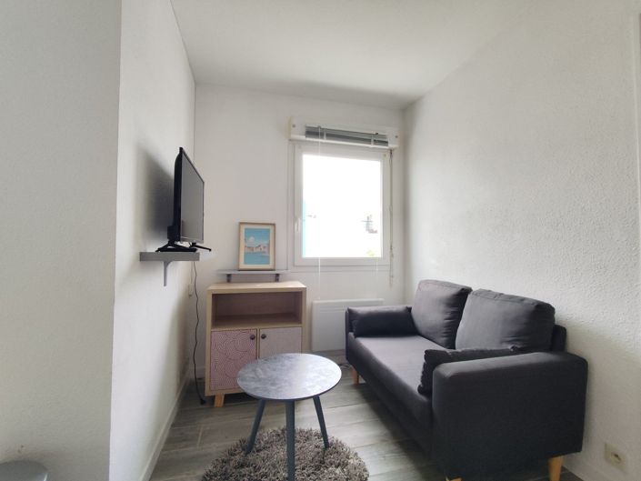 Image No.10-1 Bed Apartment for sale