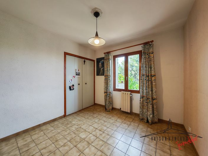 Image No.17-7 Bed House for sale