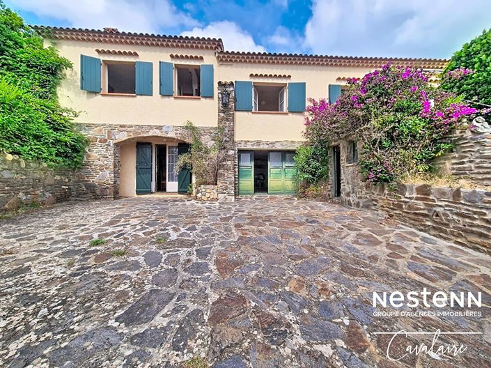 Image No.21-3 Bed House for sale