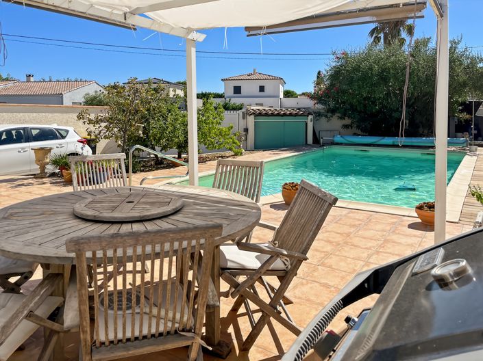 Image No.19-3 Bed House for sale