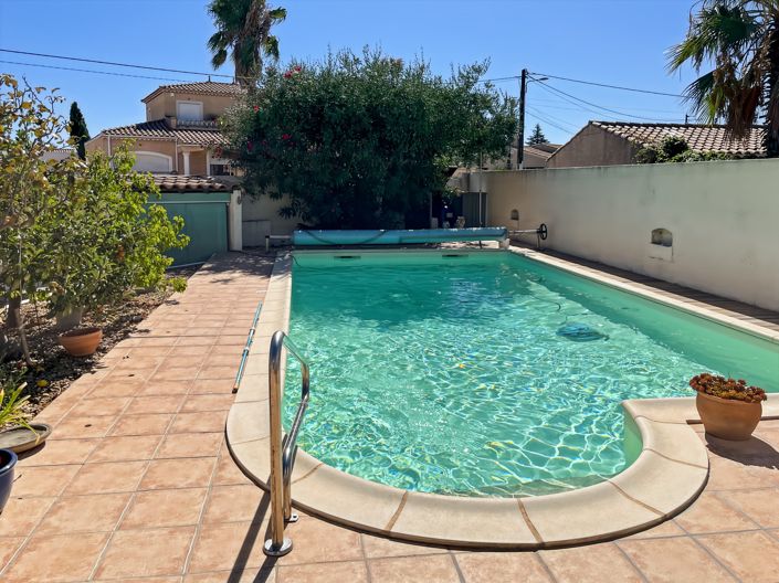Image No.21-3 Bed House for sale