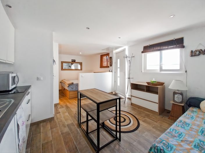 Image No.17-3 Bed House for sale