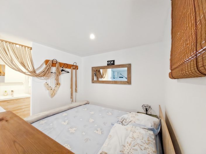 Image No.18-3 Bed House for sale