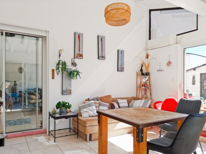 Image No.7-3 Bed House for sale